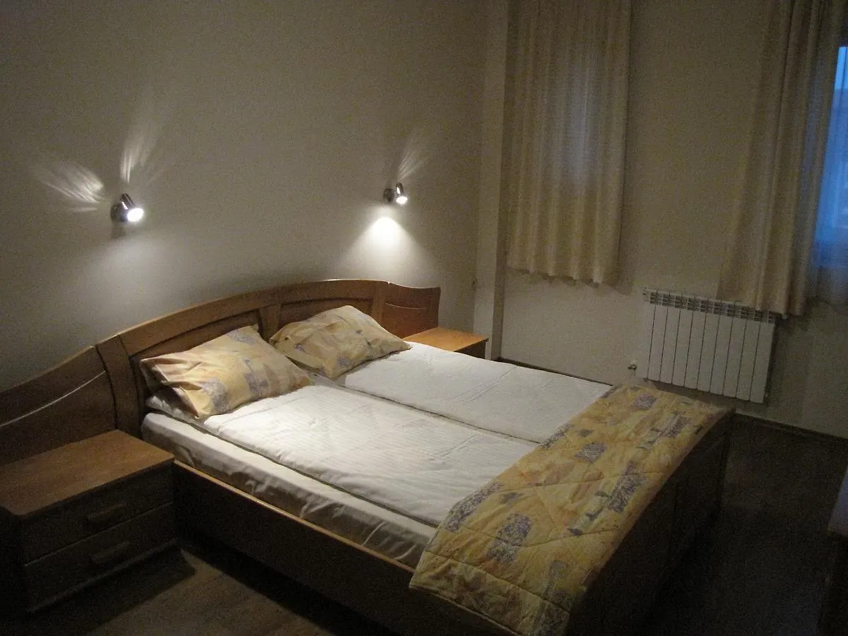 Edelweiss Inn Aparthotel Bansko