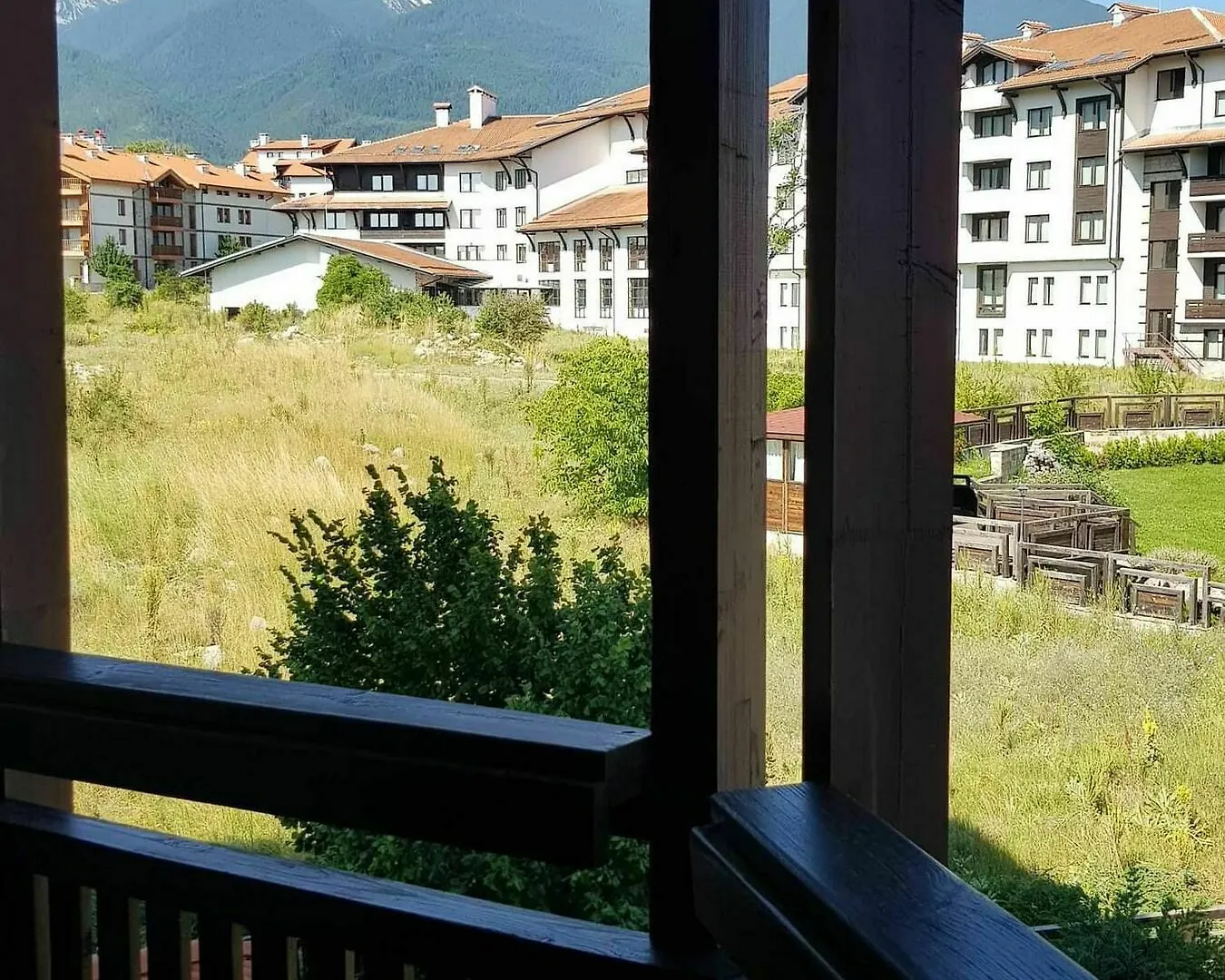 Edelweiss Inn Aparthotel Bansko